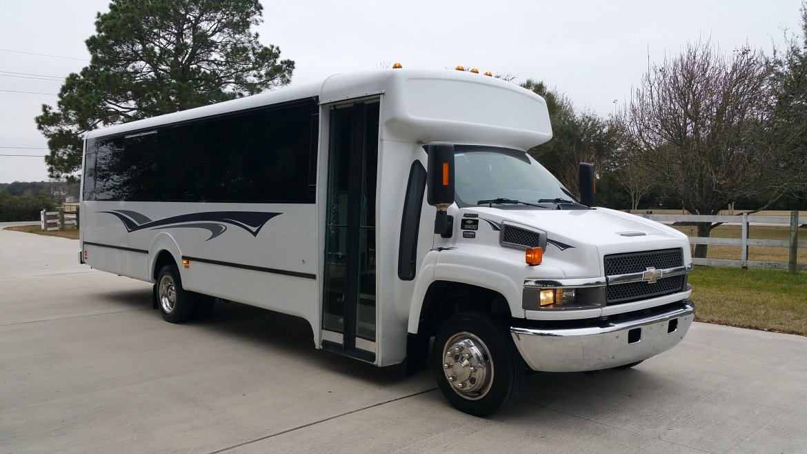 Photo of Limo Bus for sale: 2008 Chevrolet C 5500  by Westwind