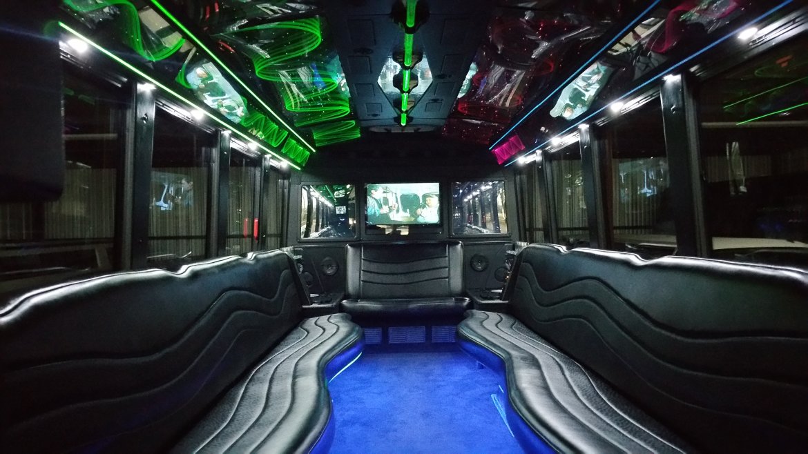 Photo of Limo Bus for sale: 2008 Chevrolet C 5500  by Westwind