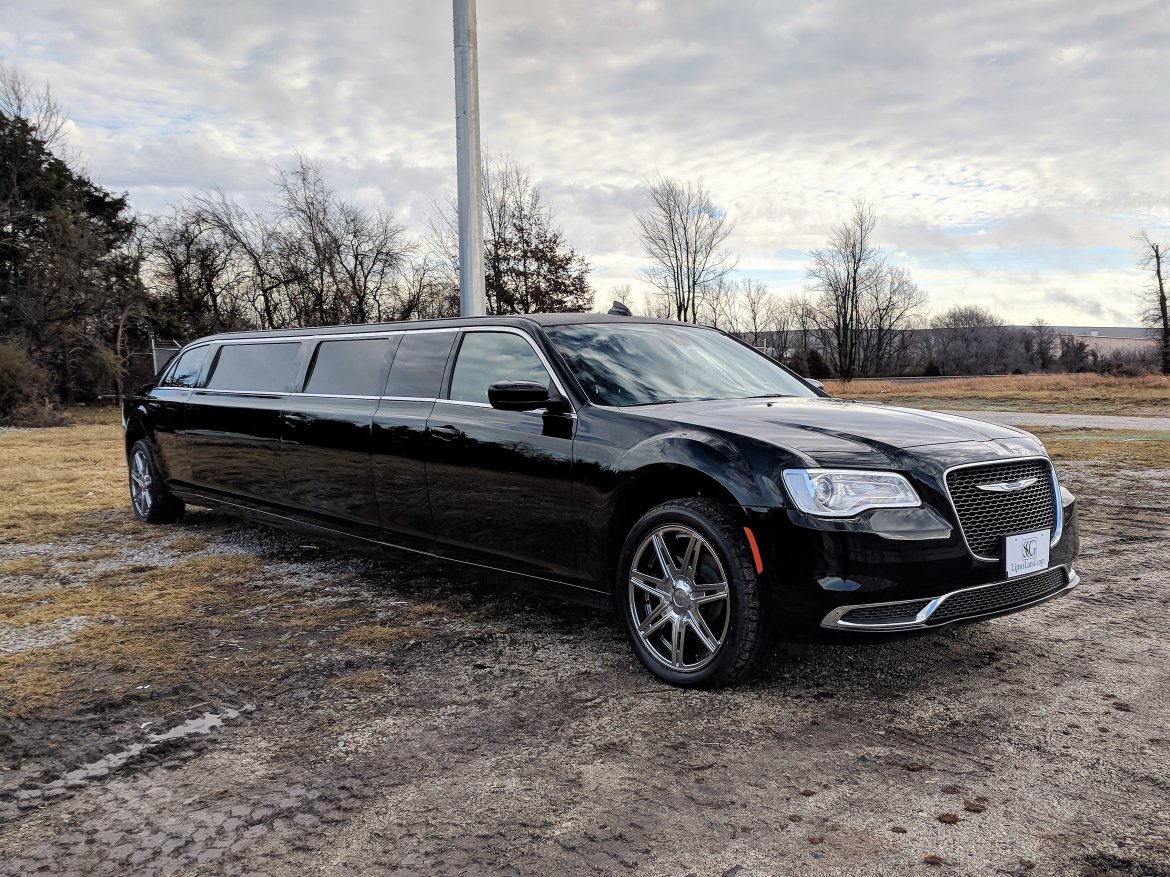 Limousine for sale: 2018 Chrysler 300 140&quot; by Springfield Coach