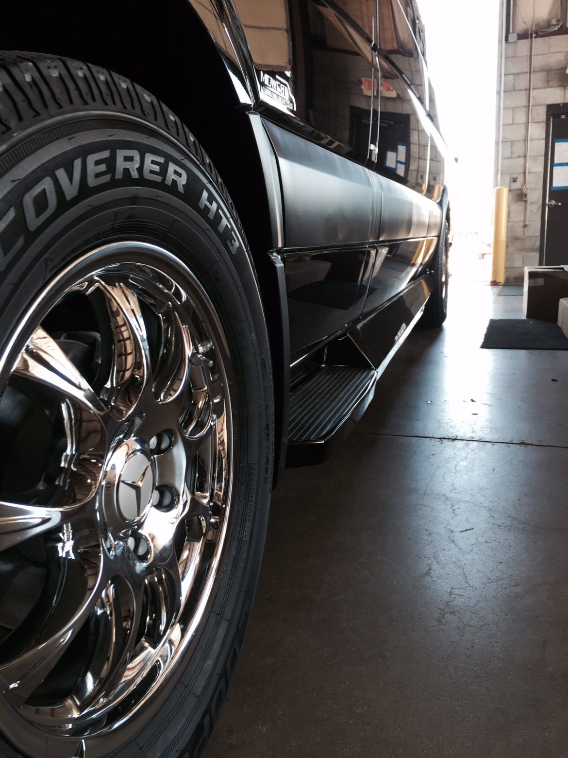 Photo of Sprinter for sale: 2017 Mercedes-Benz Sprinter 3500 Super Single 25&quot; by Midwest