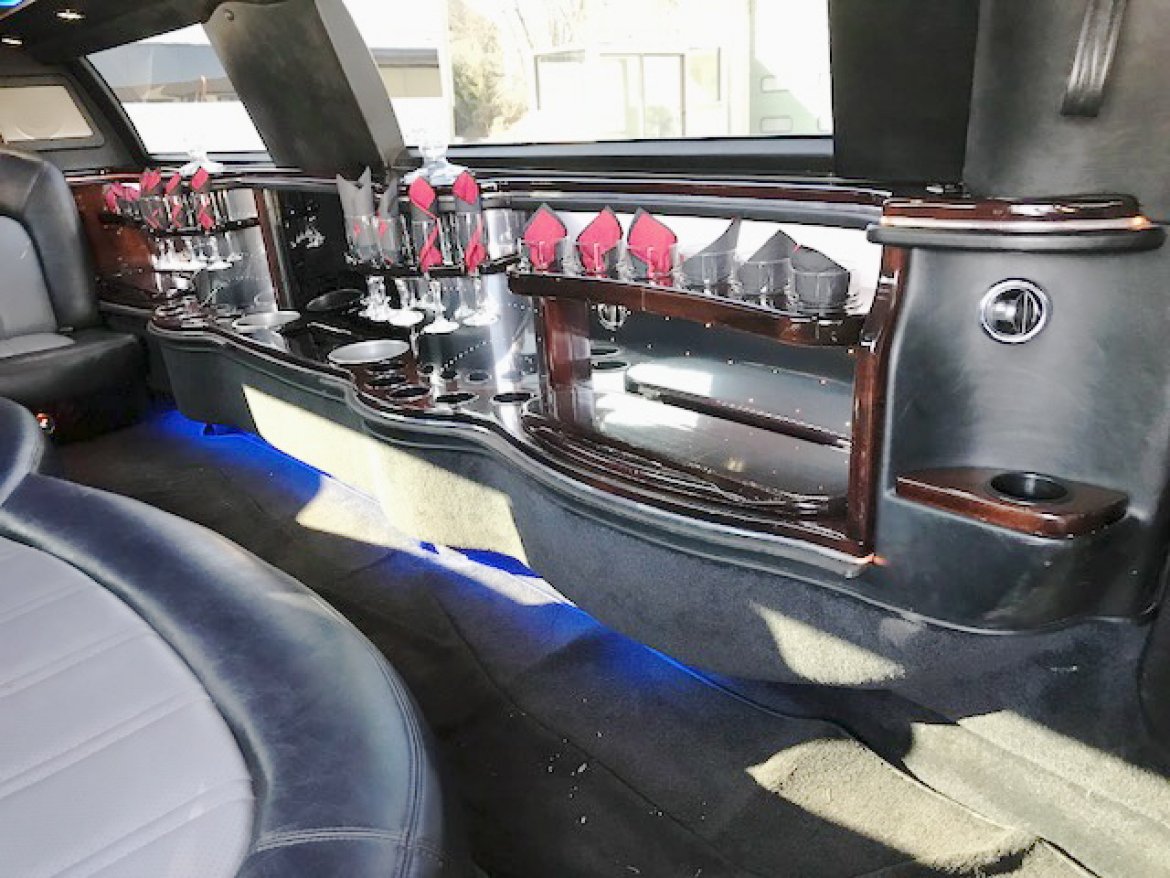 Photo of Limousine for sale: 2013 Chrysler 140&quot; 140&quot; by Executive Coach