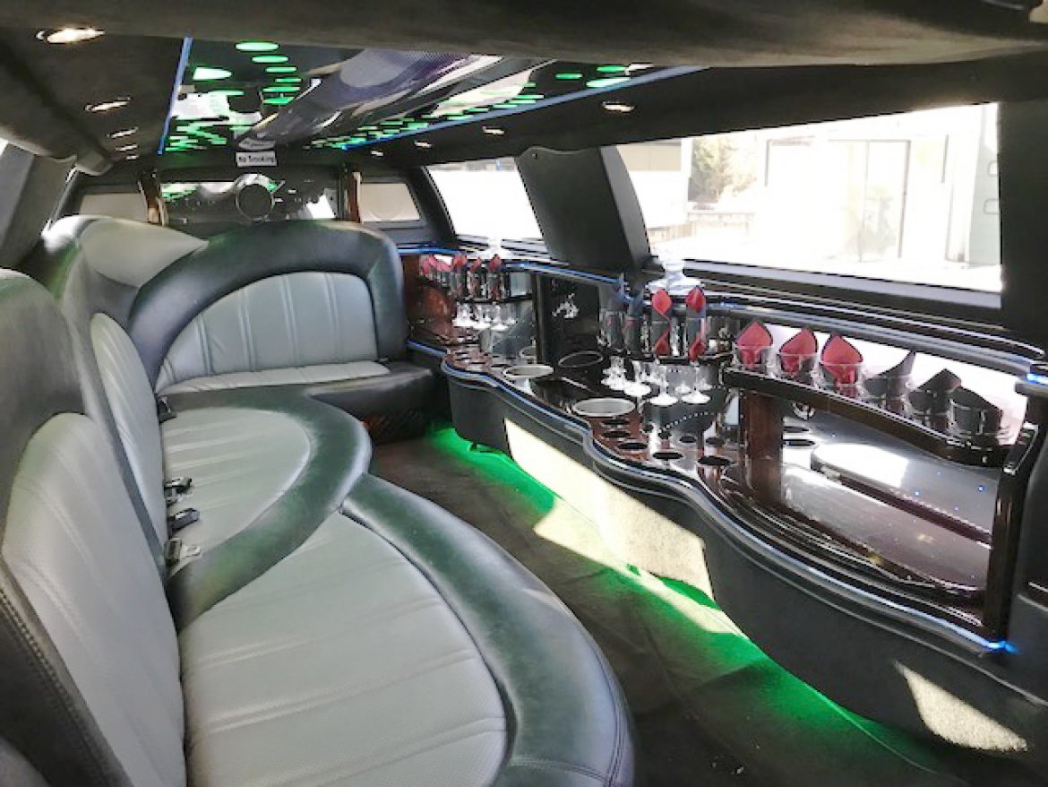 Photo of Limousine for sale: 2013 Chrysler 140&quot; 140&quot; by Executive Coach