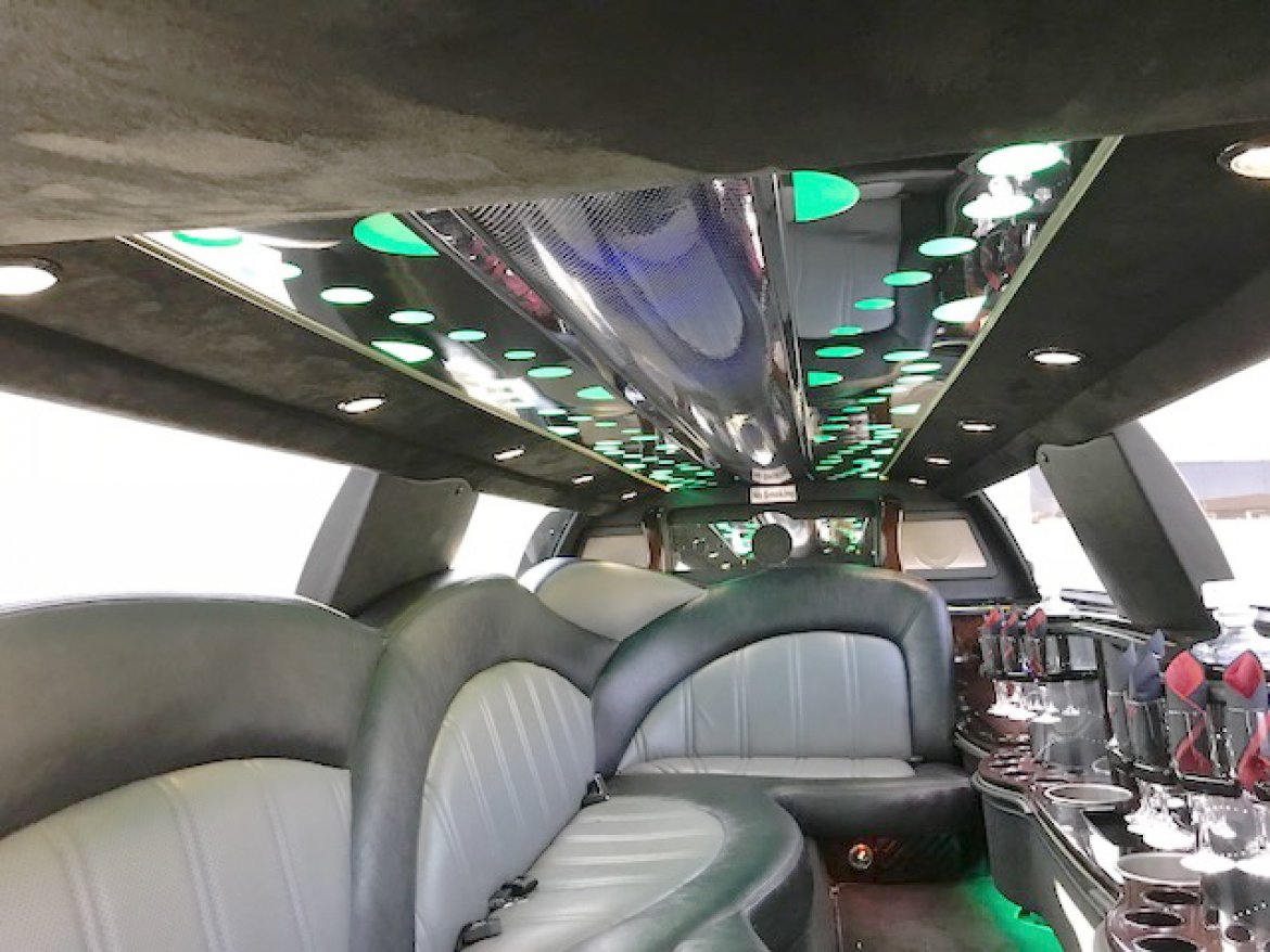 Photo of Limousine for sale: 2013 Chrysler 140&quot; 140&quot; by Executive Coach