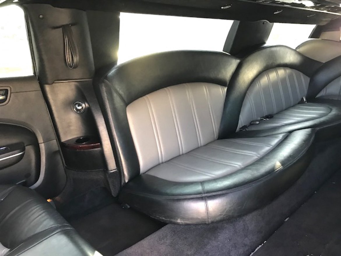 Photo of Limousine for sale: 2013 Chrysler 140&quot; 140&quot; by Executive Coach