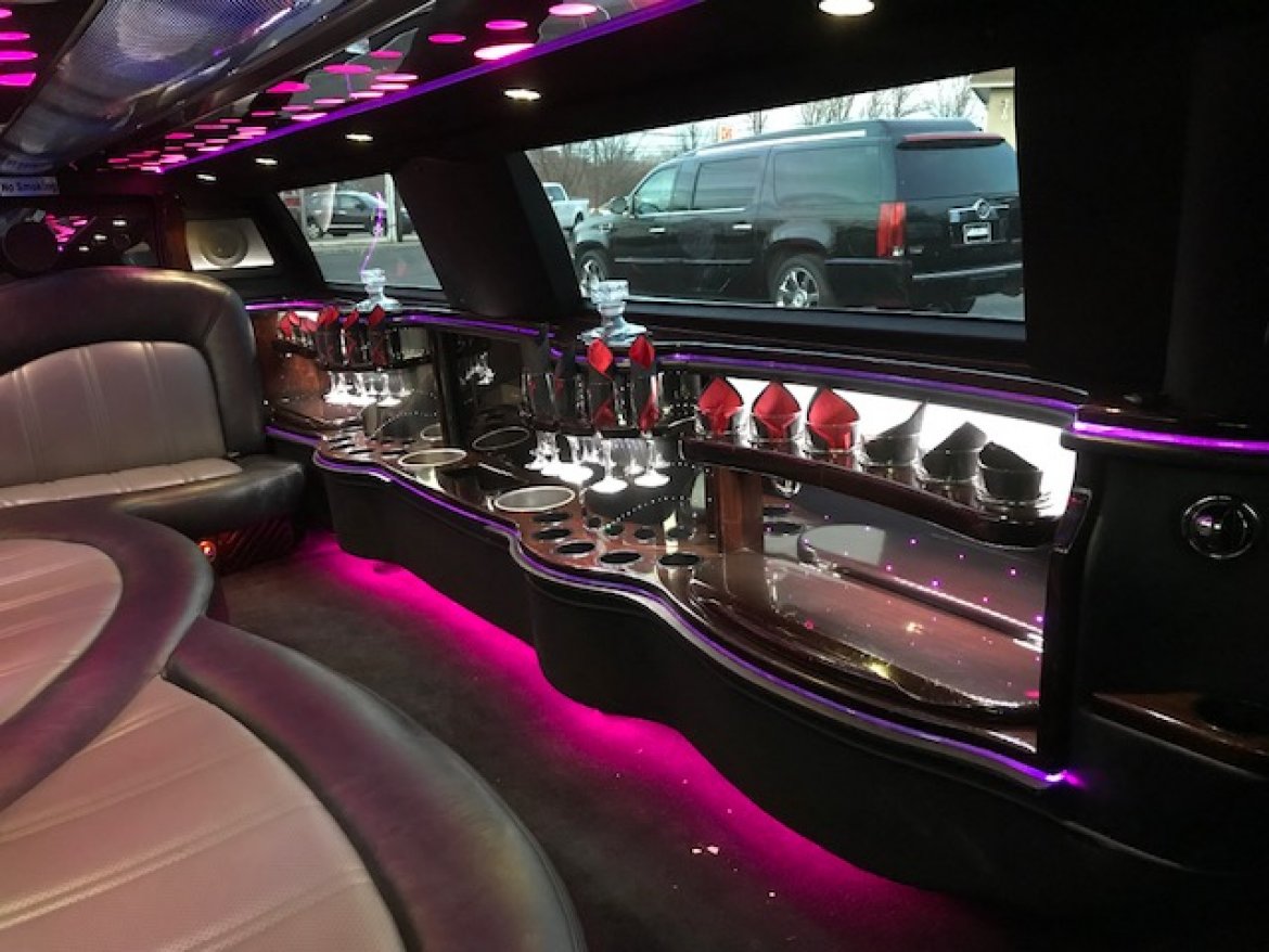 Photo of Limousine for sale: 2013 Chrysler 140&quot; 140&quot; by Executive Coach