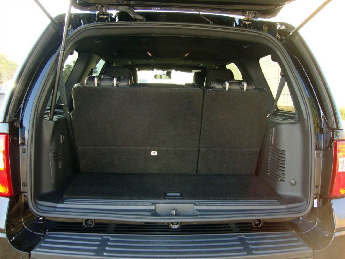 Photo of SUV for sale: 2017 Ford Expedition by Ford