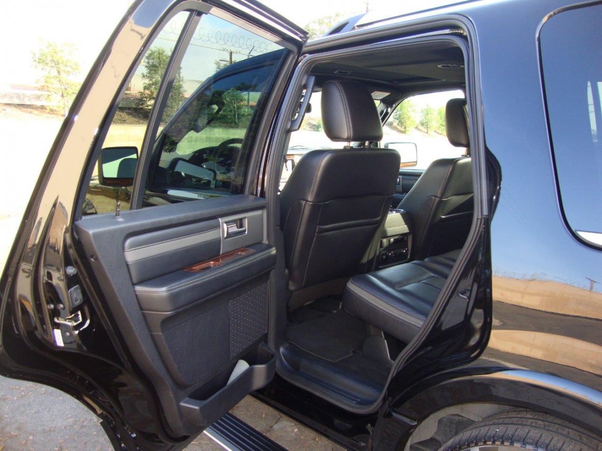 Photo of SUV for sale: 2017 Ford Expedition by Ford