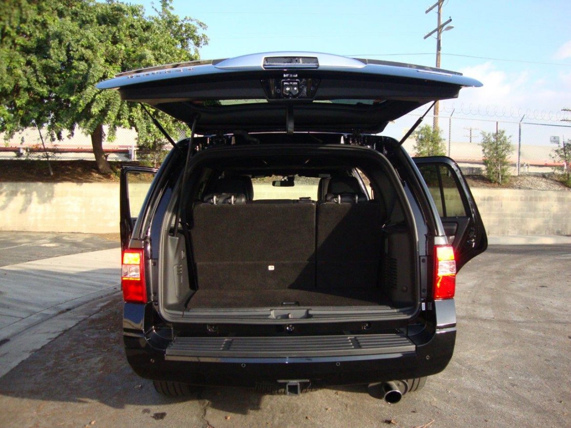 Photo of SUV for sale: 2017 Ford Expedition by Ford