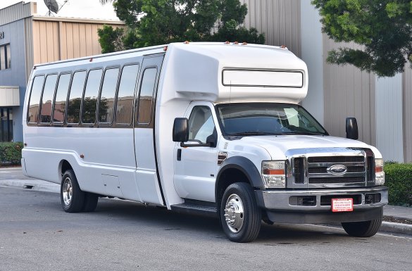2008 International 3400 Limo Bus for Sale in Fontana, CA - Main Photo