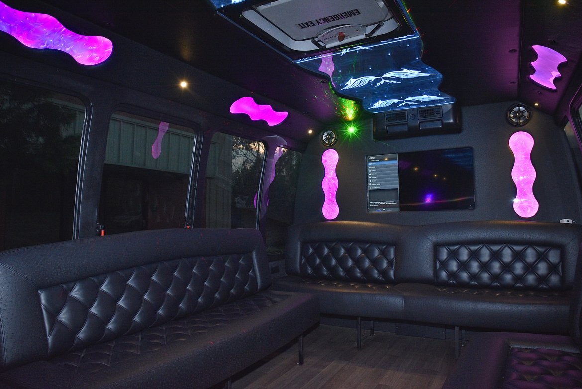 Photo of Limo Bus for sale: 2008 International 3400 by Krystal Koach