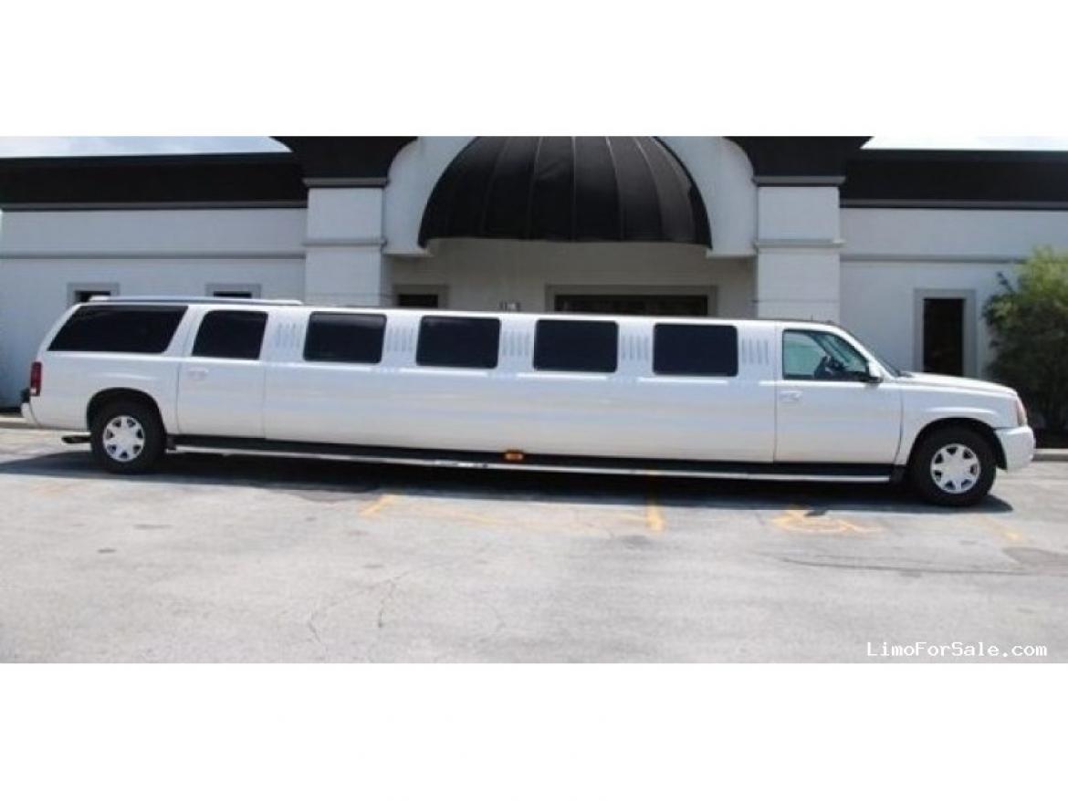 Photo of SUV Stretch for sale: 2004 Cadillac ESCALADE 200" by ROYAL BY VICTOR