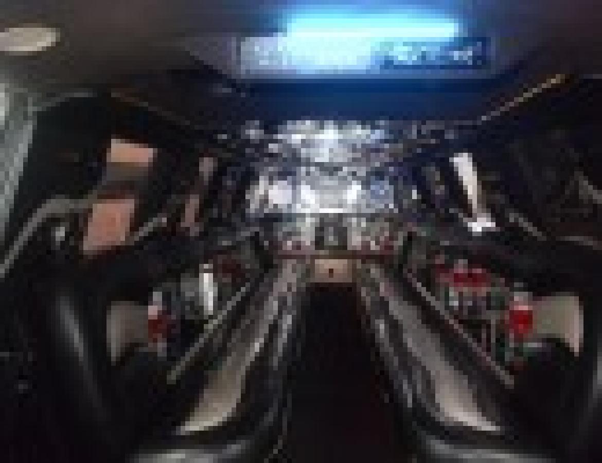Photo of SUV Stretch for sale: 2004 Cadillac ESCALADE 200" by ROYAL BY VICTOR