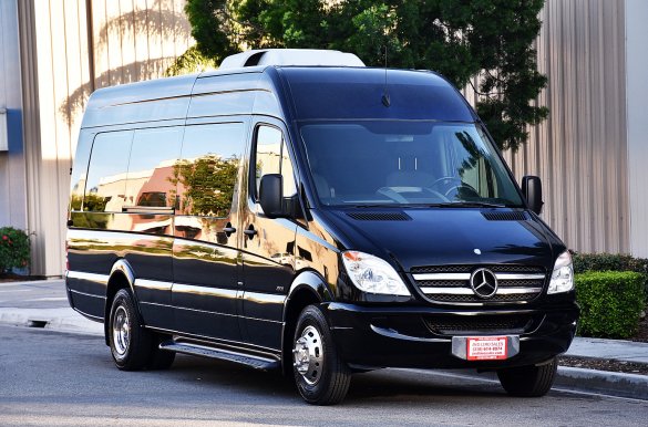 2013 Mercedes-Benz Sprinter 3500 Sprinter for Sale in Fontana, CA - Photo 3