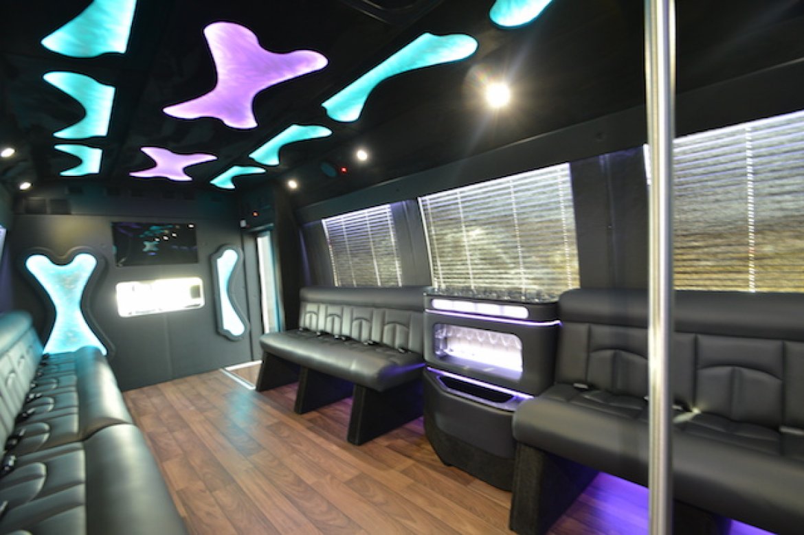 Photo of Limo Bus for sale: 2017 Ford F550 by Batissati