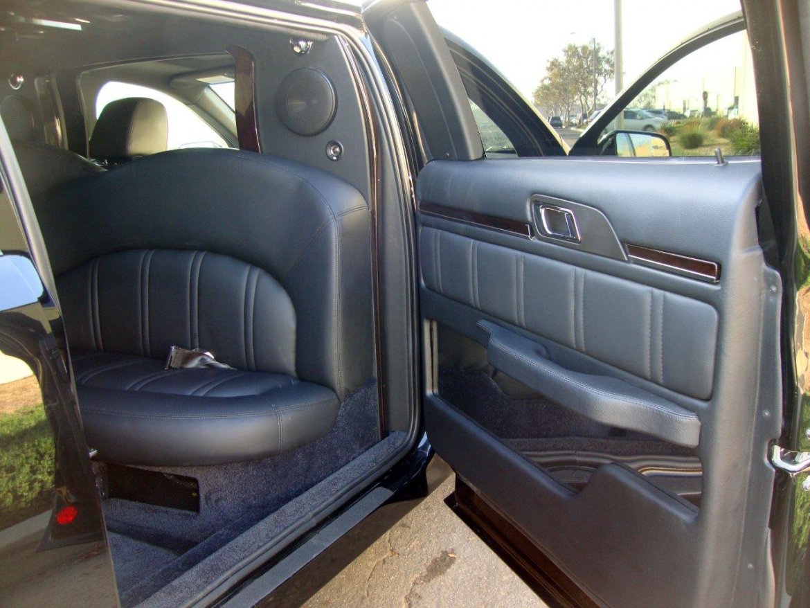 Photo of Limousine for sale: 2018 Lincoln MKT Evo by Executive Coach Builders