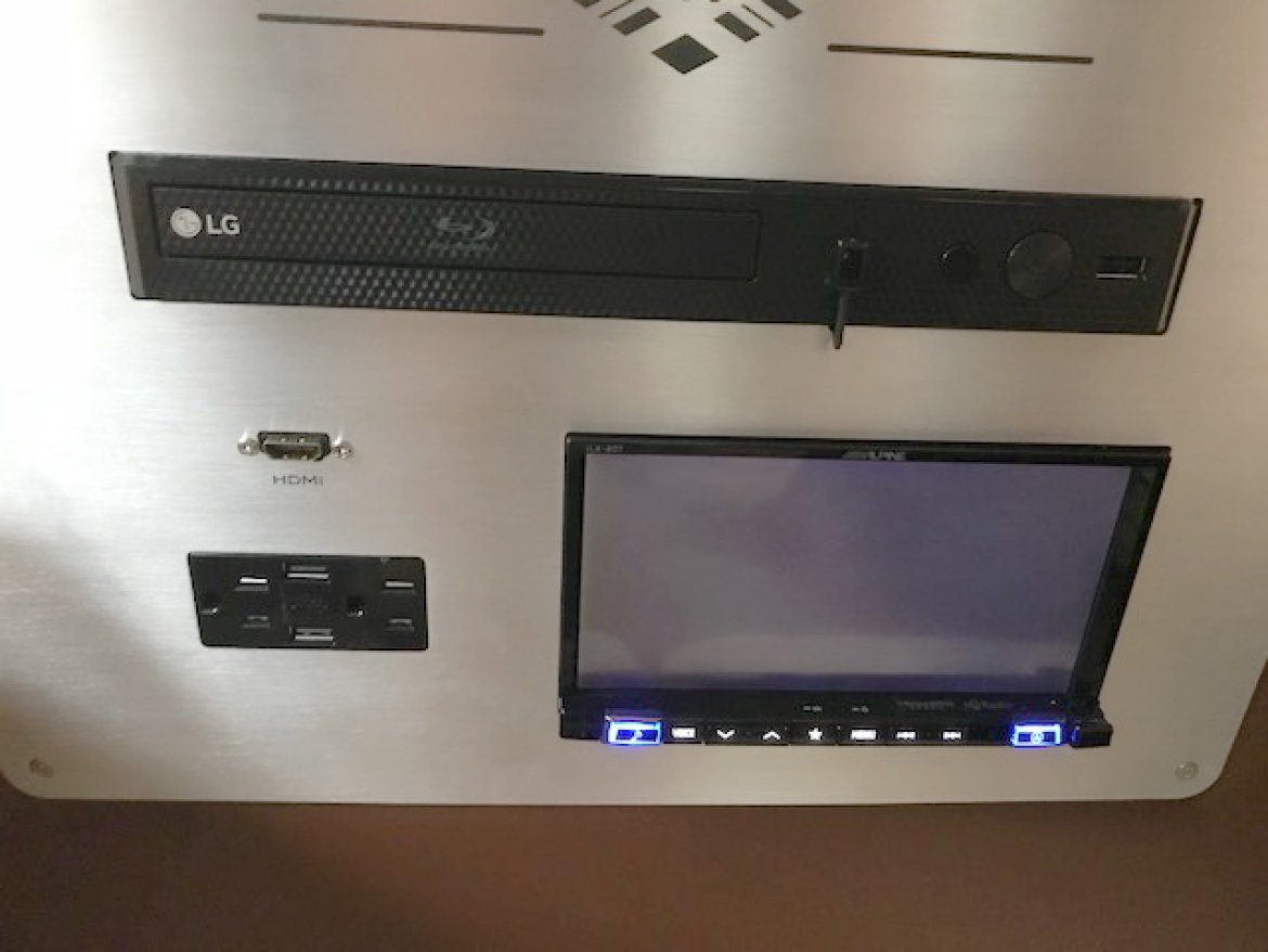 Photo of Sprinter for sale: 2018 Mercedes-Benz Sprinter 3500 Super Single 25&quot; by McSweeney