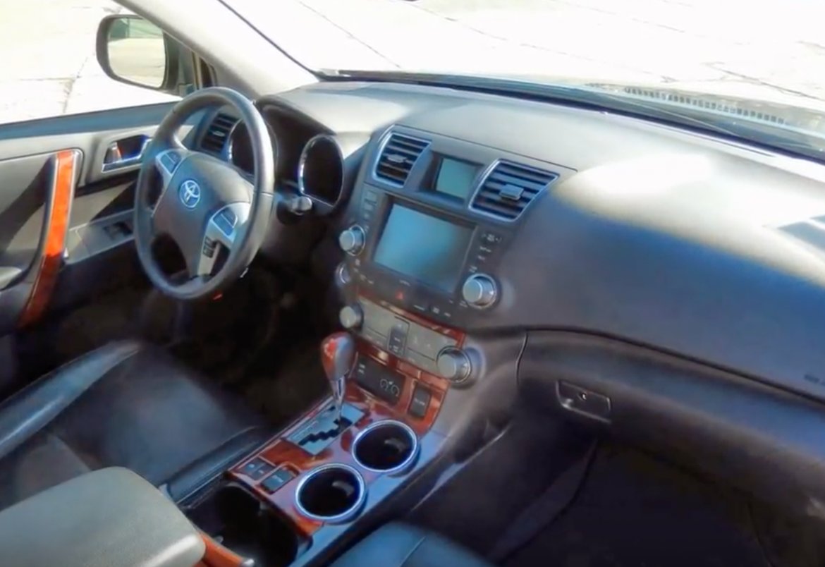 Photo of SUV for sale: 2012 Toyota Hybrid Highlander