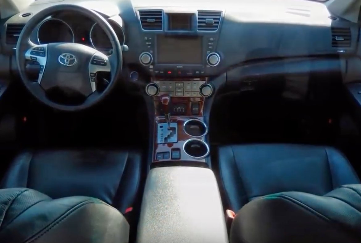 Photo of SUV for sale: 2012 Toyota Hybrid Highlander