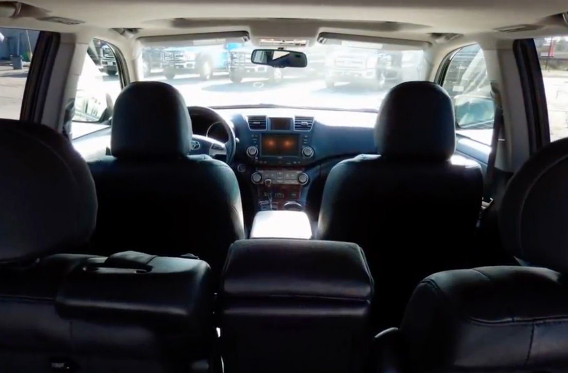 Photo of SUV for sale: 2012 Toyota Hybrid Highlander