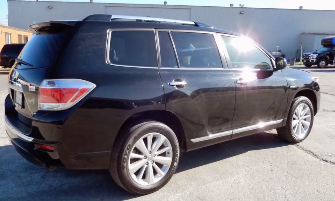 Photo of SUV for sale: 2012 Toyota Hybrid Highlander