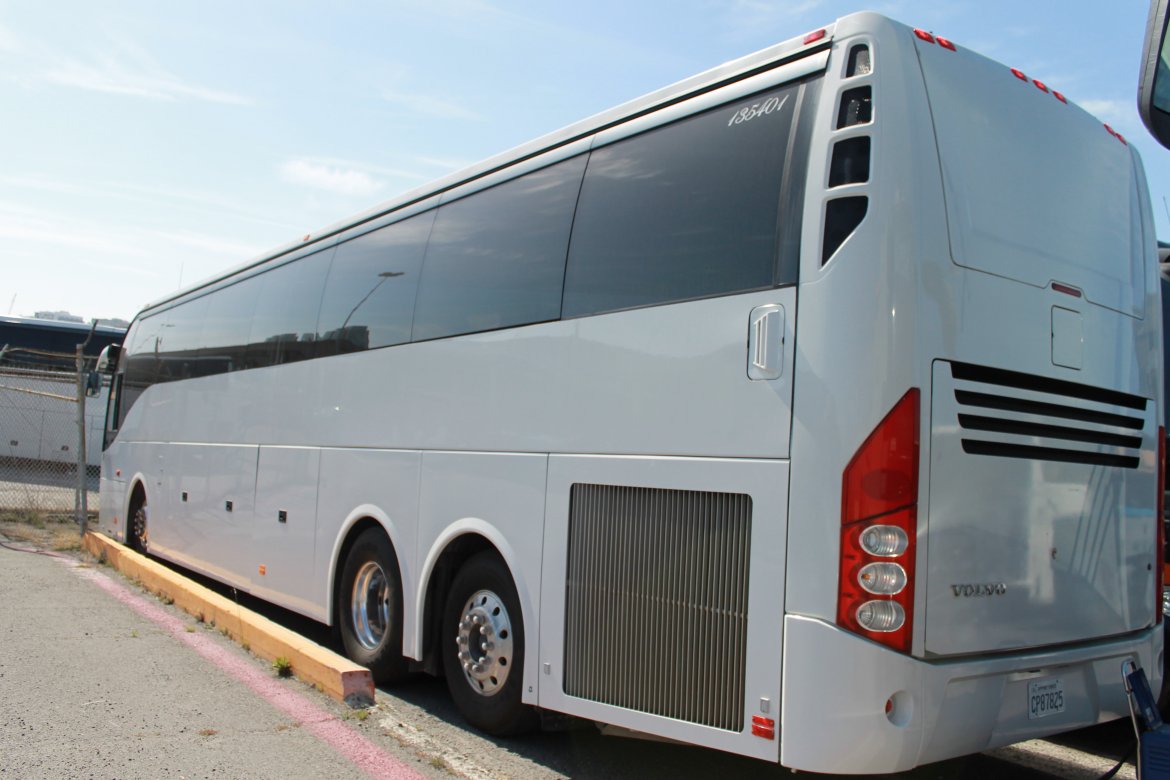 Motorcoach for sale: 2013 Volvo 9700 45&quot; by Volvo