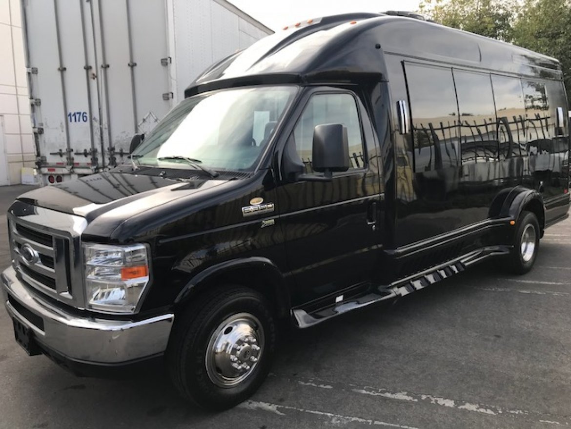 Sprinter for sale: 2013 Ford E-350-Gas by Turtle Top
