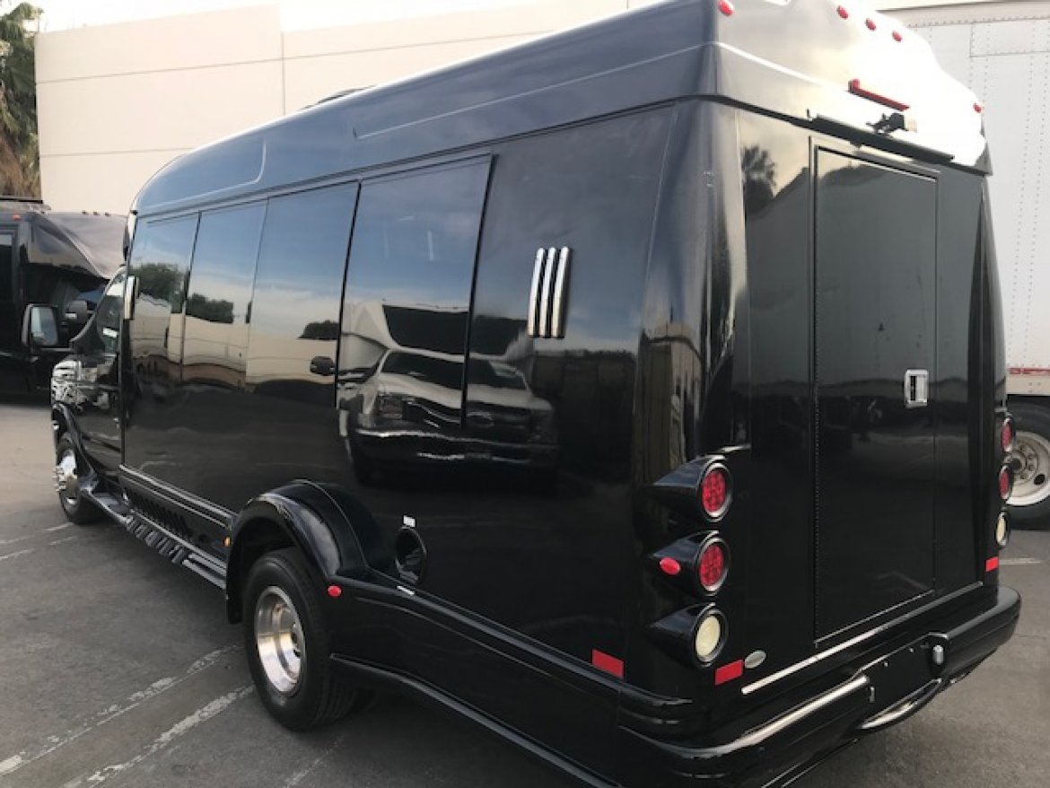 Photo of Sprinter for sale: 2013 Ford E-350-Gas by Turtle Top