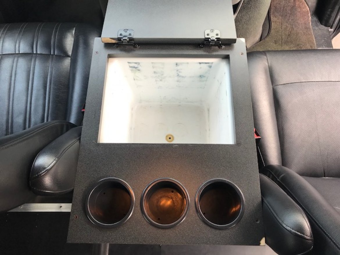 Photo of Sprinter for sale: 2013 Ford E-350-Gas by Turtle Top