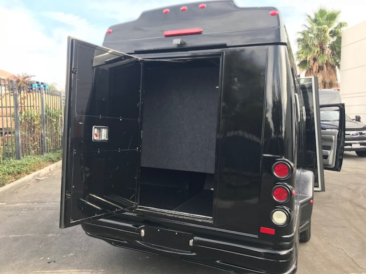 Photo of Sprinter for sale: 2013 Ford E-350-Gas by Turtle Top