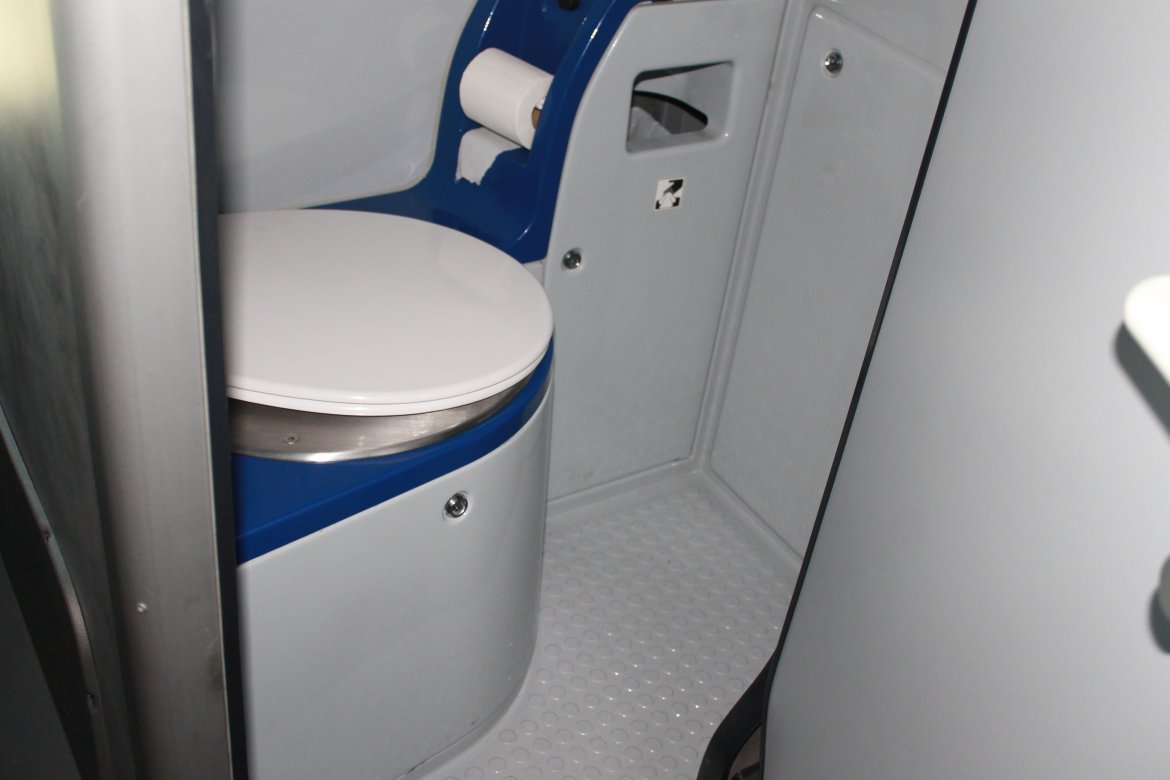 Photo of Motorcoach for sale: 2013 Setra Coach 407 cc 45&quot; by Mercedes Benz