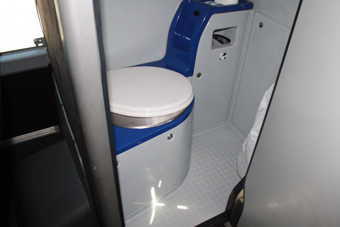 Photo of Motorcoach for sale: 2011 Setra Coach S 417 45" by Mercedes Benz