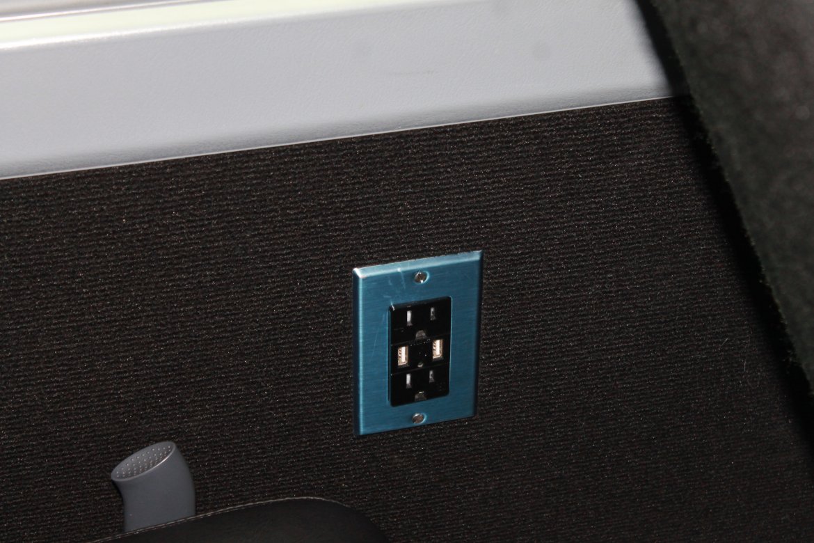 Photo of Motorcoach for sale: 2011 Setra Coach S 417 45" by Mercedes Benz