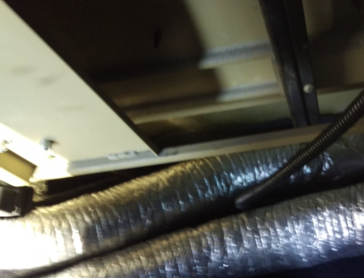 Photo of Limousine for sale: 2000 Lincoln Towncar  by Federal