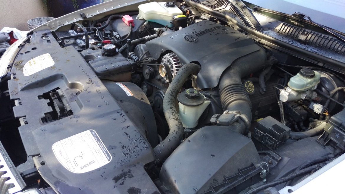 Photo of Limousine for sale: 2000 Lincoln Towncar  by Federal