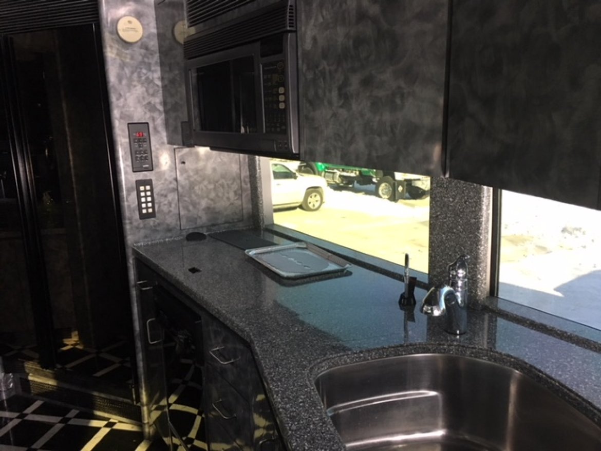 Photo of Motorcoach for sale: 2000 Prevost Matharon 471&quot; by MARTHARON