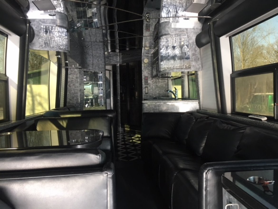 Photo of Motorcoach for sale: 2000 Prevost Matharon 471&quot; by MARTHARON