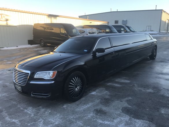 2013 Chrysler 300 Limousine for Sale in Springfield, MO - Photo 2