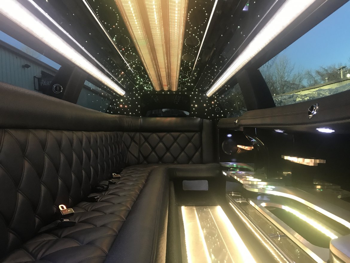Photo of Limousine for sale: 2013 Chrysler 300 140&quot; by Tiffany Coachworks