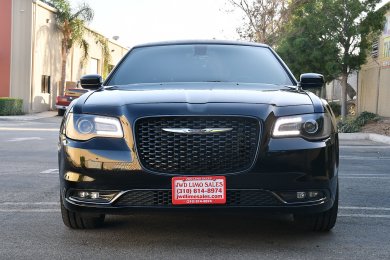 2015 Chrysler 300 Limousine for Sale in Fontana, California, US - Photo 3