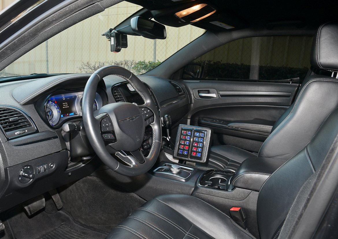 Photo of Limousine for sale: 2015 Chrysler 300 140&quot;