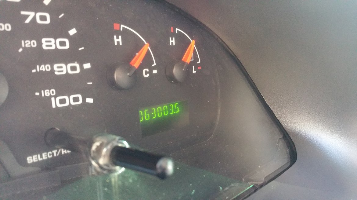 Photo of Limo Bus for sale: 2004 Ford E 450 33&quot; by Krystal