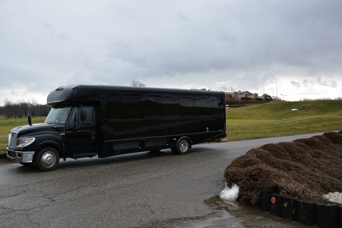 Photo of Limo Bus for sale: 2014 IC Bus Starcraft by Battisti