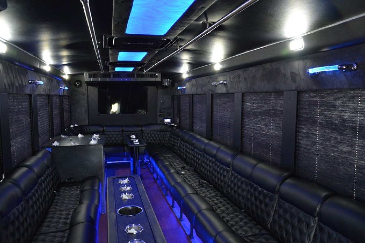 Photo of Limo Bus for sale: 2014 IC Bus Starcraft by Battisti