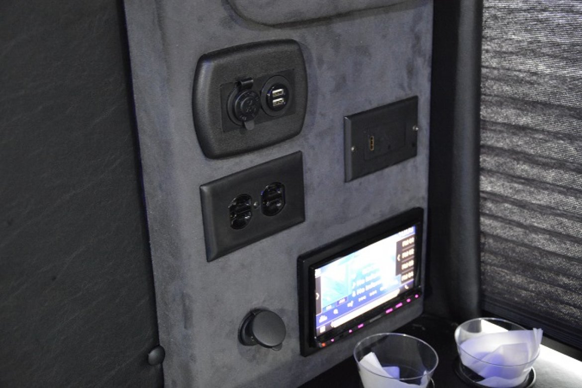 Photo of Limo Bus for sale: 2014 IC Bus Starcraft by Battisti