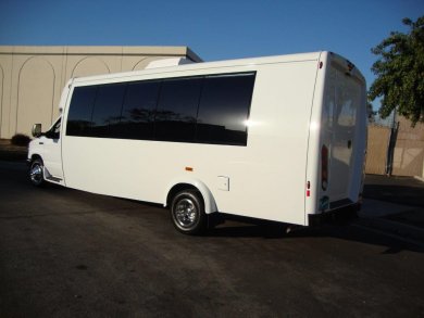 2017 Ford E-450 Shuttle Bus for Sale in Carson, California, US - Photo 4