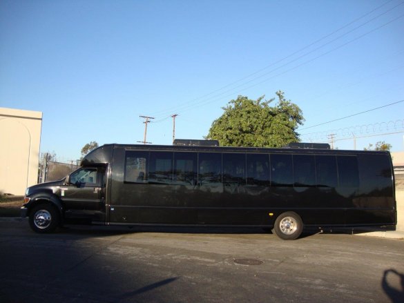 2014 Ford F-650 Shuttle Bus for Sale in Carson, CA - Main Photo