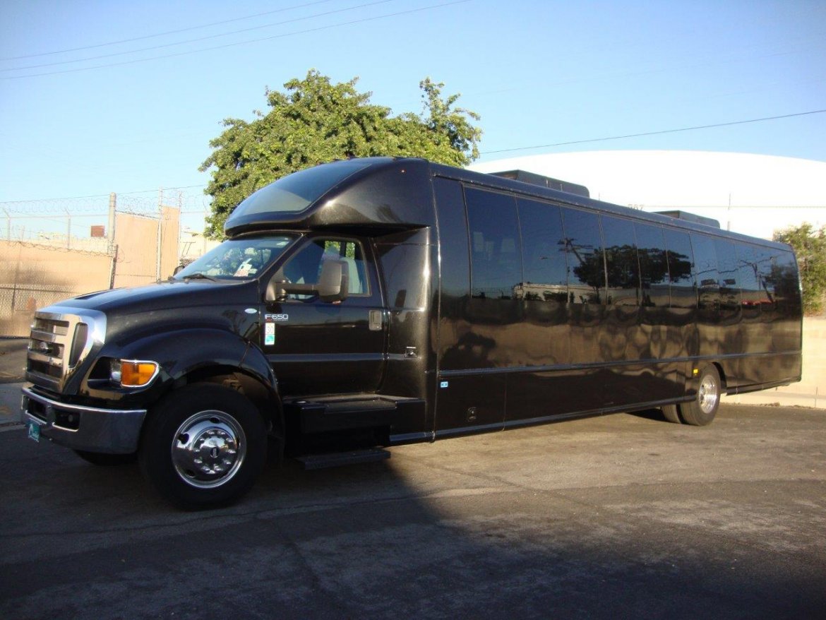 Photo of Shuttle Bus for sale: 2014 Ford F-650 by Turtletop