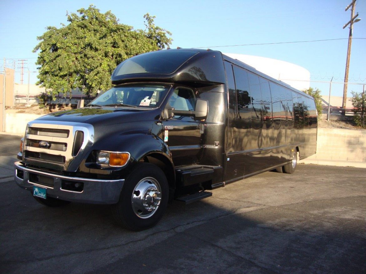 Photo of Shuttle Bus for sale: 2014 Ford F-650 by Turtletop