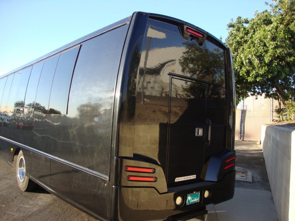 Photo of Shuttle Bus for sale: 2014 Ford F-650 by Turtletop