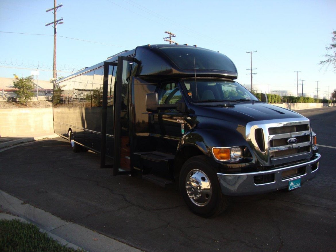 Photo of Shuttle Bus for sale: 2014 Ford F-650 by Turtletop